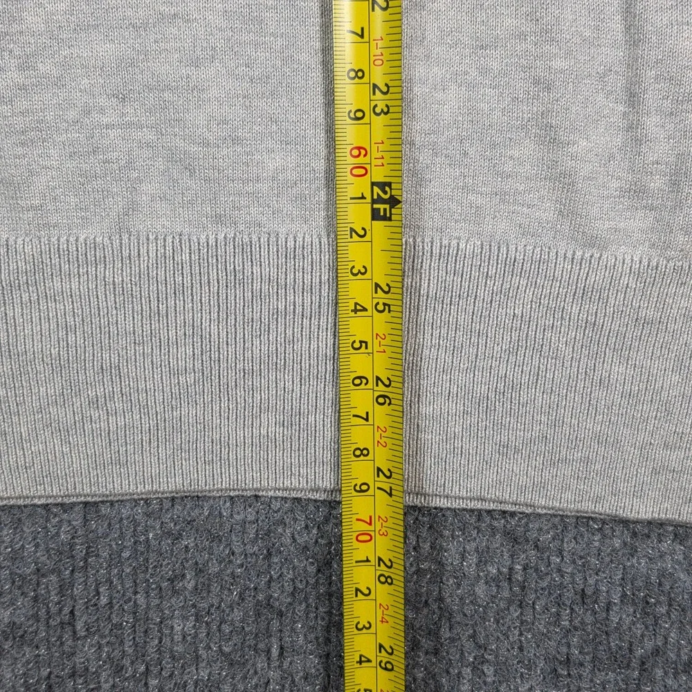 Banana Republic Mens MT Gray Luxury Blend Silk Cotton Cashmere V-Neck Sweater